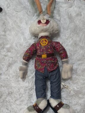 Looney Tunes Bugs Bunny Plushie